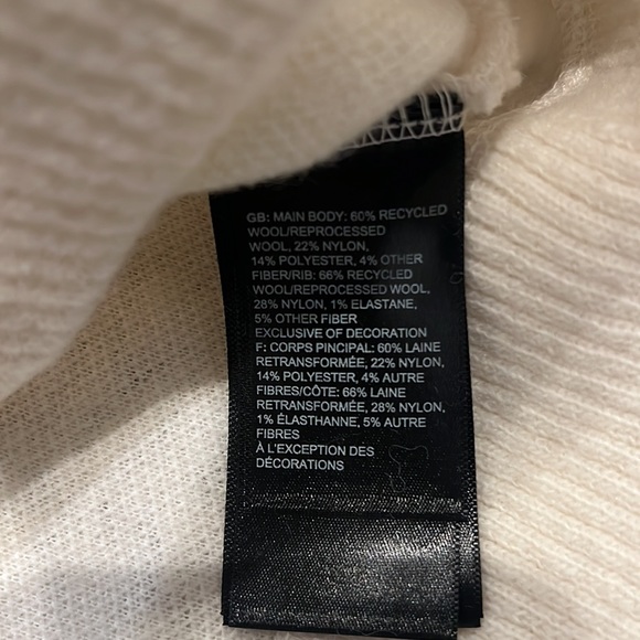 The North Face | NWT Wool Blend Lightweight Sherpa Hoodie - Picture 8 of 14